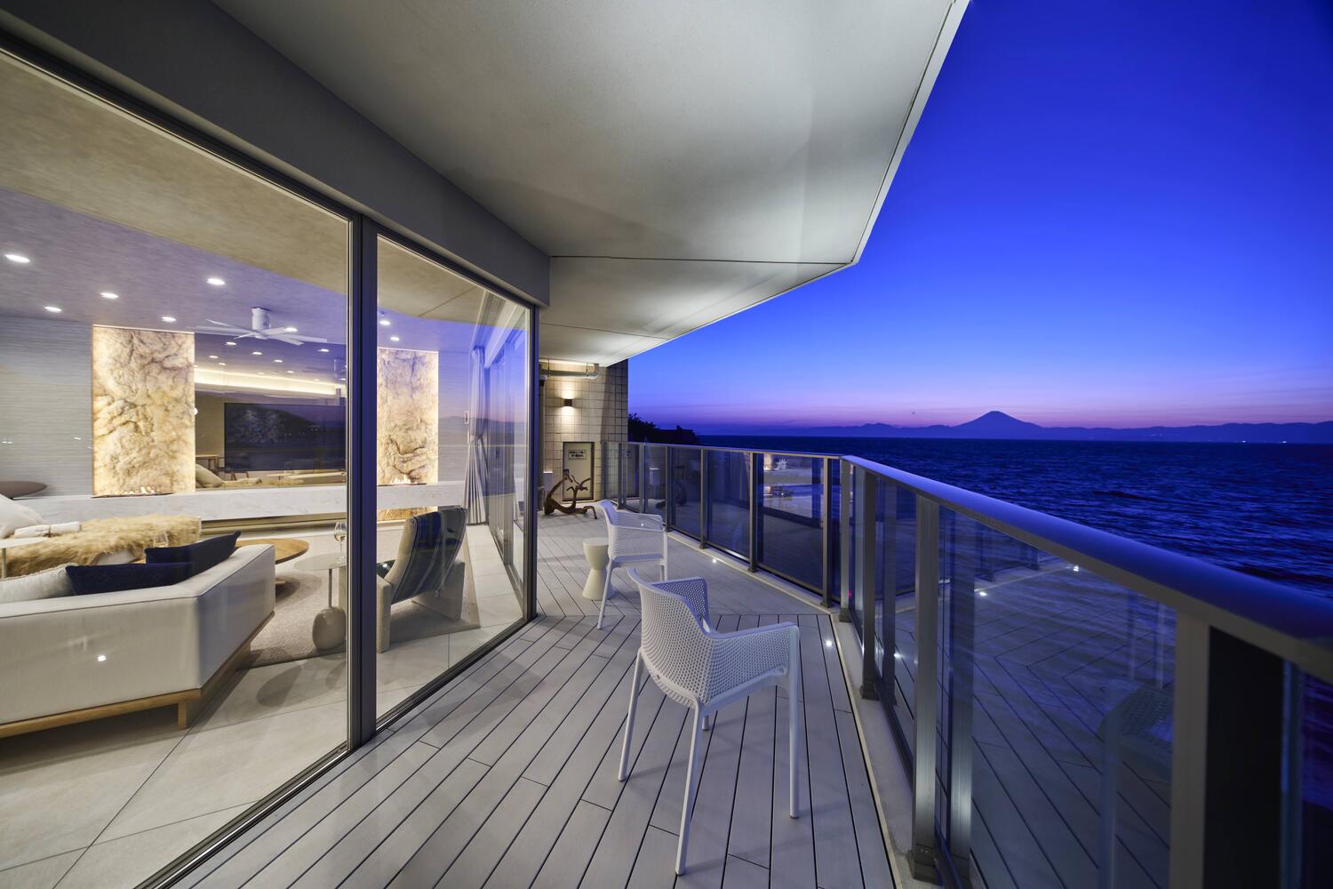 Ocean front residence0